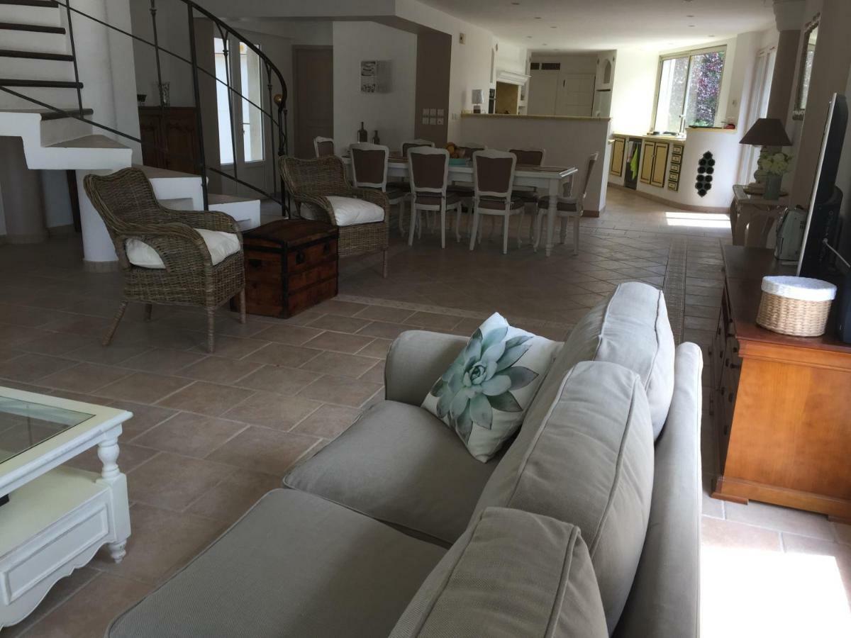 Villa « Chanterie » วีลล์โครซ ภายนอก รูปภาพ